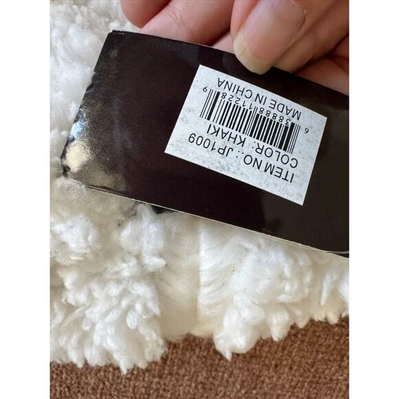 NWT Women's Janice Apparel‎ Plaid Tartan Sherpa Vest - Picture 6 of 7